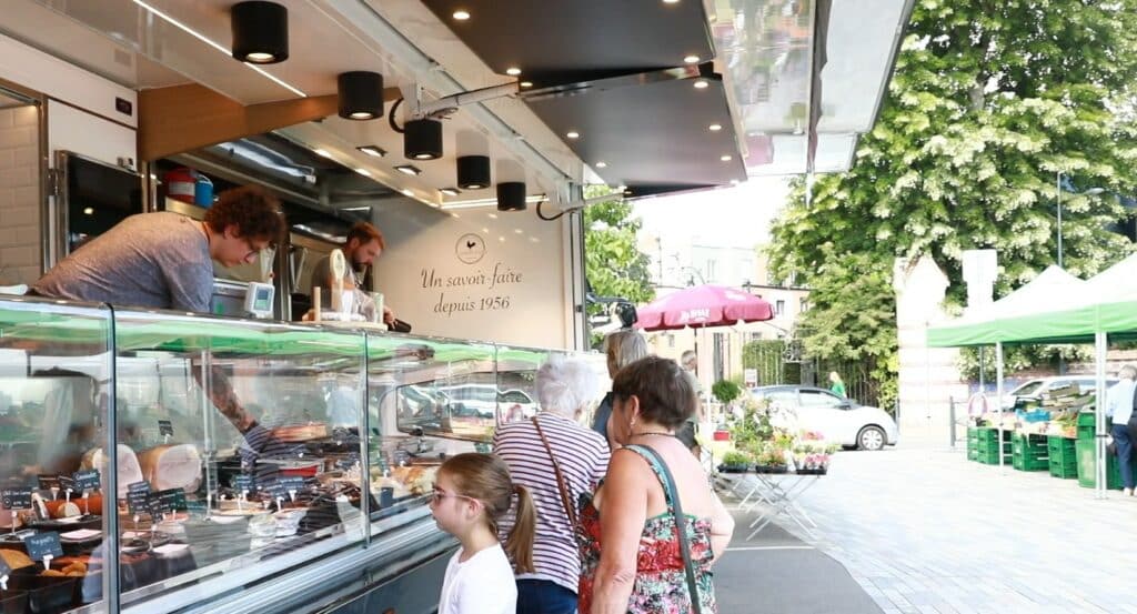 Le marché hebdomadaire à Mouvaux, c'est tous les jeudis matins de 8h à 13h